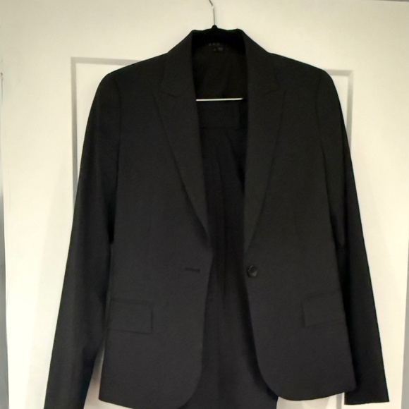 Theory Two-Piece Suit - Picture 1 of 2